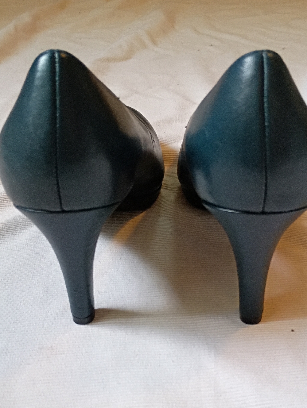 Naturalizer Michelle Navy Blue Classic Pump - Picture 5 of 9
